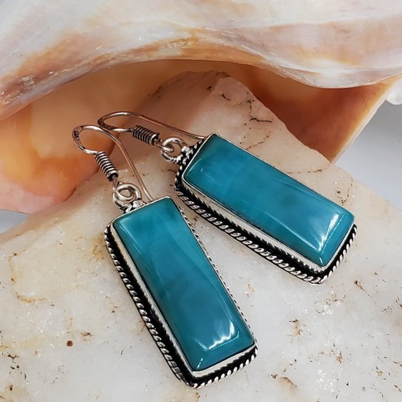 Handmade Jewelry - Silver Earrings Natural Blue Agate stone